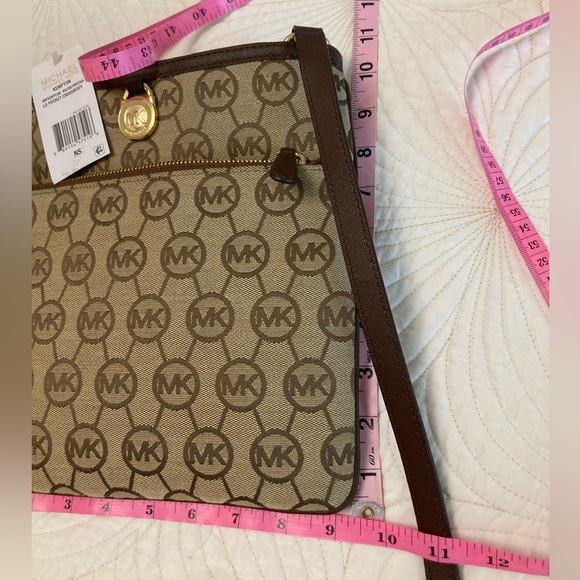 MICHAEL Michael Kors Bags Michael Kors Signature Kempton Crossbody